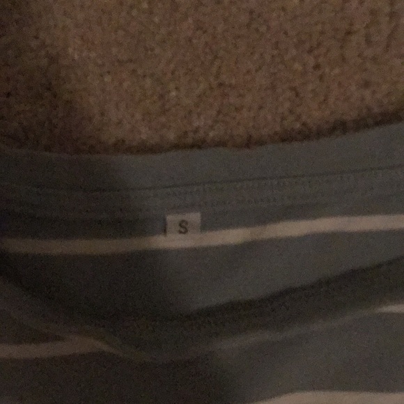 Blue and white striped crop top - Picture 2 of 3